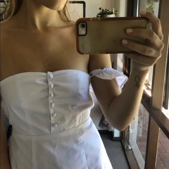 White dress - Picture 2 of 3